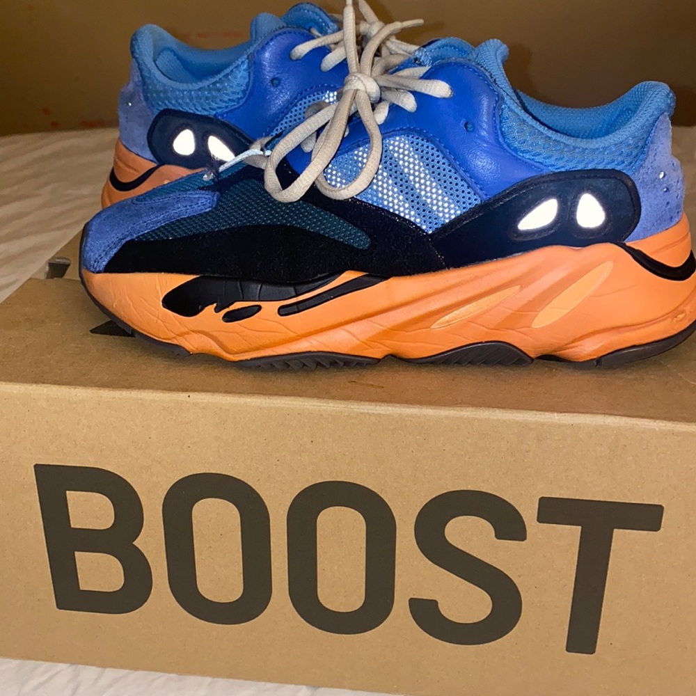 Yeezy boost 700 bright blue - Picture 4 of 4